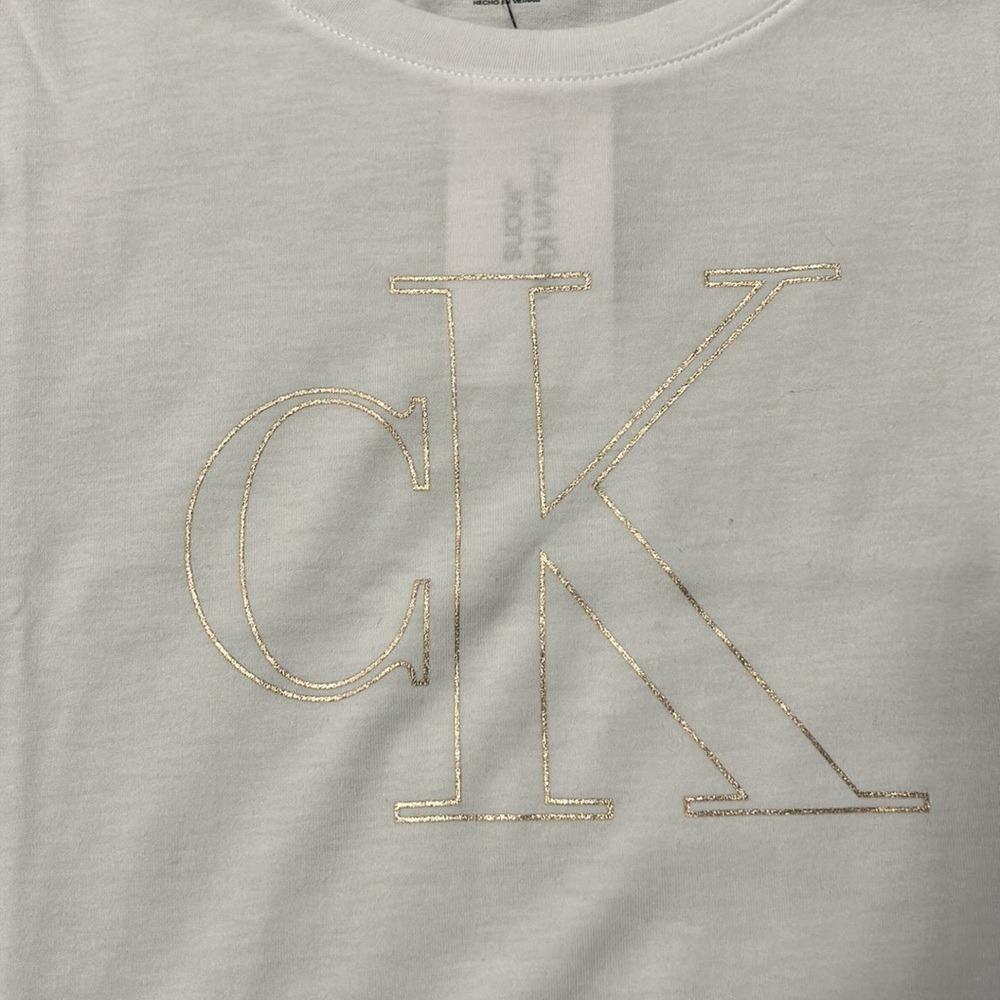 Calvin Klein T- Shirt - Picture 3 of 4